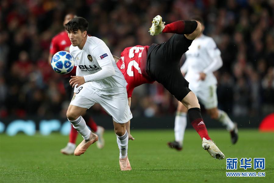 kaiyun-包含转折点！瓦伦西亚扳平良机，欧冠赛后攻防权衡，质疑声仍在，临场指挥获称赞的词条